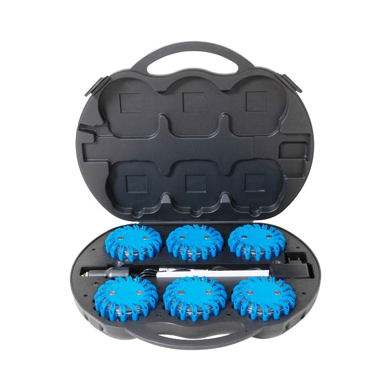 Vue d'ensemble de la valise avec les balises magnétiques bleues