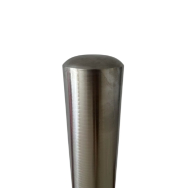 Vue de la tête bombée du potelet de protection en inox 304 à sceller H1200 x diam.76 mm